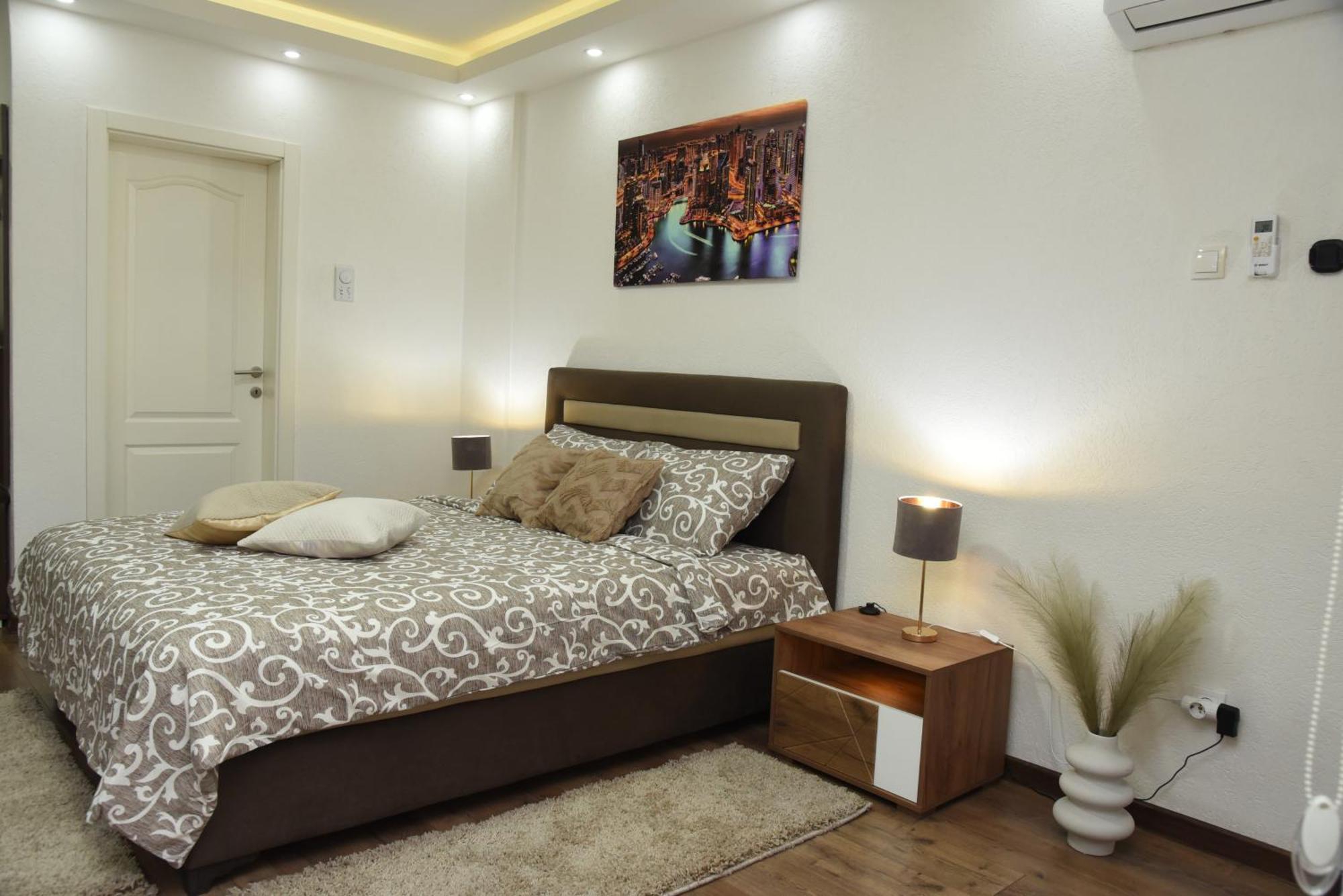 Apartmani Sofronic Loznica 2 Exteriér fotografie